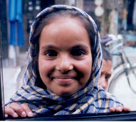 girl_at_window